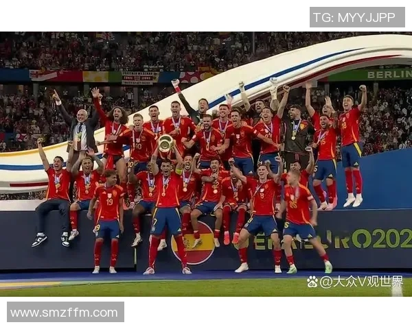 全球球星齐聚赛场展开巅峰对决激烈角逐谁能问鼎足球之巅 所有部球球星齐聚赛场起步巅峰对决激烈角逐谁能够问鼎足球之巅